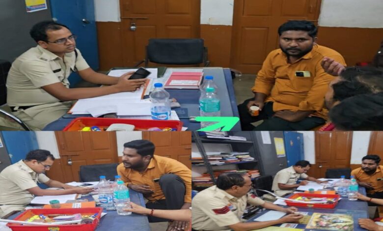 बिलासपुर में बवाल कबाड़ माफिया की थाने में चाय पीती तस्वीर वायरल, पुलिस पर उठे सवाल