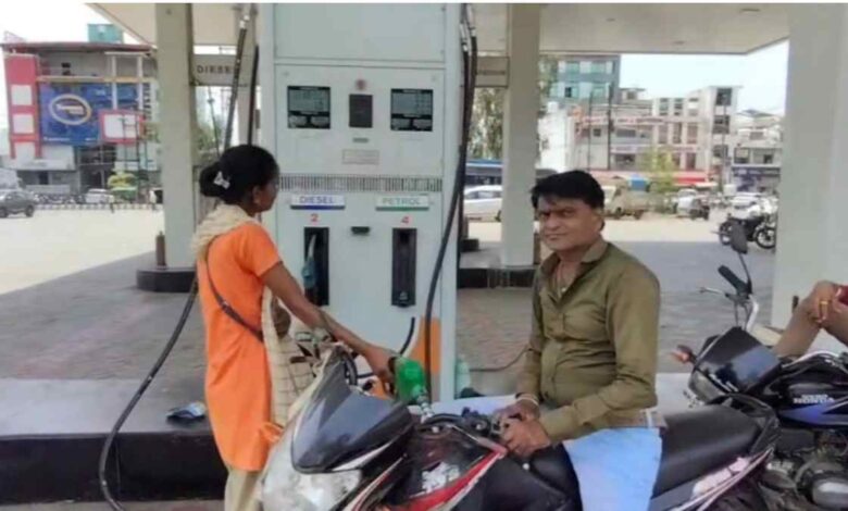 सीहोर में ईंधन महंगा होने से मचा हाहाकार, 11 दिनों में 4 बार बढ़े दाम