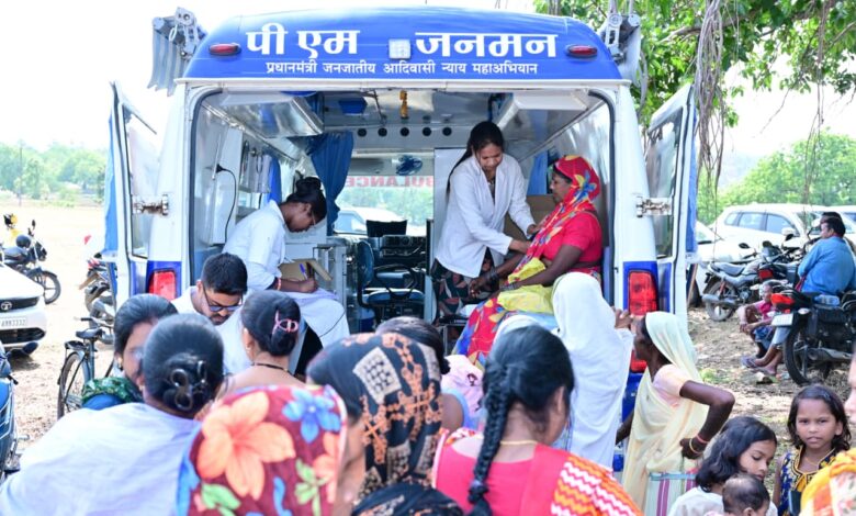 खूंटीटोली शिविर में 102 आवेदनों का मौके पर निराकरण