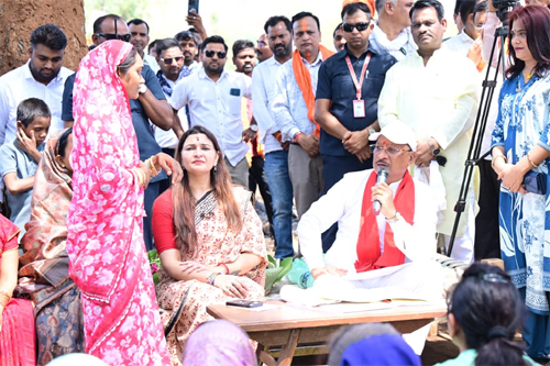 कमराखोल में मुख्यमंत्री ने दूर की बिजली बिल की चिंता, घबराने की जरूरत नहीं, समाधान योजना से मिलेगी राहत