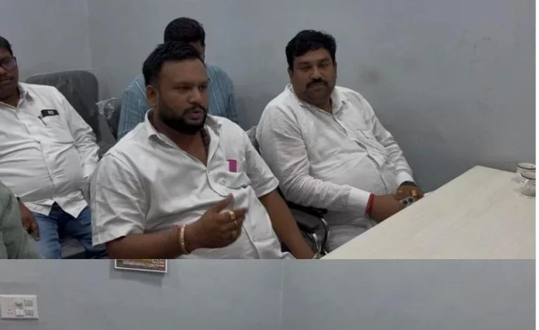 ज़ोन-10 के पार्षदों ने ज़ोन अध्यक्ष पर लगाए गंभीर आरोप