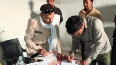 महासमुंद में शराब मिलावट का भंडाफोड़ पिथौरा दुकान पर छापा, 4 कर्मचारी गिरफ्तार