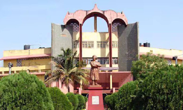 रविवि भर्ती में गड़बड़ी का आरोप, अभ्यर्थियों ने उच्च शिक्षा मंत्री से की शिकायत