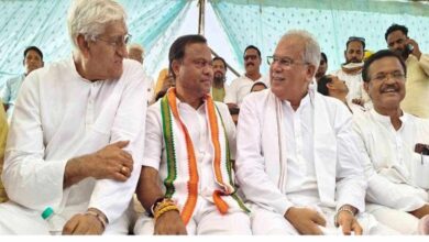 सूरजपुर में तनाव पर विराम कांग्रेस नेताओं का अनशन खत्म, प्रशासन से बनी सहमति