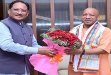 बस्तर बैठक में सीएम साय ने किया योगी आदित्यनाथ का भव्य स्वागत, विकास और समन्वय पर चर्चा