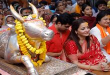 मोनालिसा और विक्रांत सिंह राजपूत ने महाकाल मंदिर में की भस्म आरती, लिया भगवान का आशीर्वाद