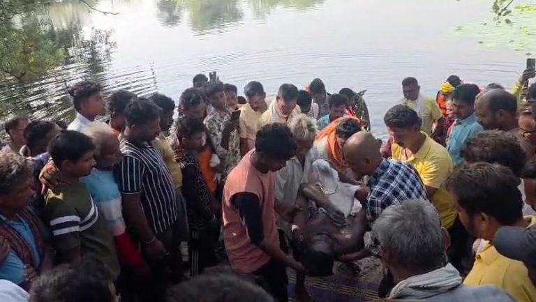 कुरुद के रामसागर तालाब में डूबे युवक का शव 24 घंटे बाद मिला