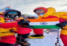 अंजना यादव ने माउंट एवरेस्ट पर लहराया तिरंगा