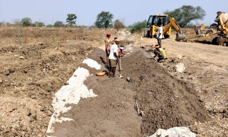 7.5 करोड़ की नहर परियोजना में बड़ी लापरवाही उजागर, देवकट्टा-बेलगांव नहर की गुणवत्ता पर उठे सवाल
