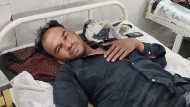 रायसेन में बस हादसा बिजली के खंभे से टकराई बस, एक युवक करंट से झुलसा