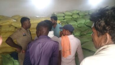 खाद गोदाम में बड़ी चोरी, 68 बोरी डीएपी लेकर फरार हुए चोर