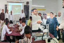 जिले के छात्रों को तकनीक से जोड़ने पहल, स्कूलों में रोबोटिक्स, ड्रोन और AI की ट्रेनिंग शुरू