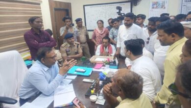 रायपुर में बिजली समस्या को लेकर हंगामा कांग्रेस का प्रदर्शन, CSEB दफ्तर का घेराव