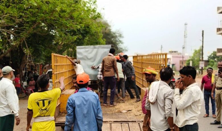 खैरागढ़ में प्रशासनिक कार्रवाई पर सवाल अवैध प्लाटिंग पर चुप्पी, छोटे दुकानदारों पर सख्ती