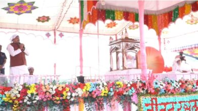 जय गुरुदेव आश्रम में सीएम मोहन यादव ने गुरुदेव से ली आशीर्वाद की प्रेरणा