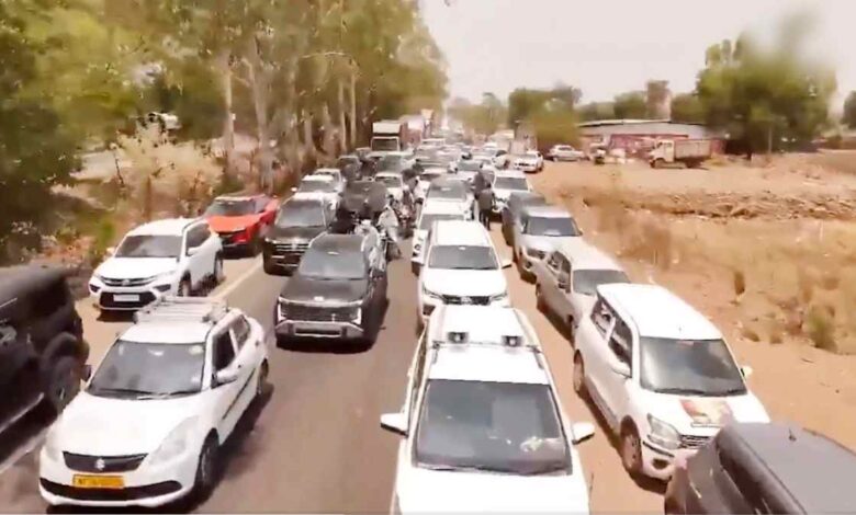 सादगी की अपील तोड़ी तो पार्टी ने दिखाई सख्ती, कई पदाधिकारियों पर कार्रवाई