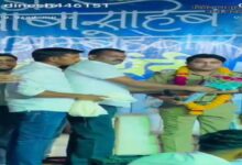 हिस्ट्रीशीटर से मंच पर स्वागत कराने पर एसडीओपी और टीआई को नोटिस