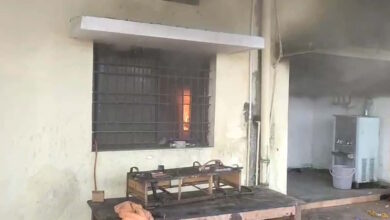 सर्किट हाउस में भीषण आग, लाखों का सामान जलकर राख सर्किट हाउस में भीषण आग, लाखों का सामान जलकर राख