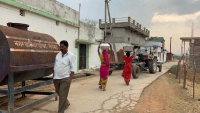 खैरागढ़ में विकास के दावों की खुली पोल पिपरिया वार्ड आज भी पानी को तरसता खैरागढ़ में विकास के दावों की खुली पोल पिपरिया वार्ड आज भी पानी को तरसता
