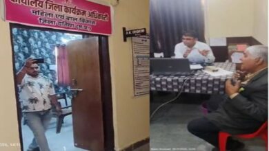 आरटीआई मामले में भिड़ंत, विभाग में बहस से बढ़ा विवाद, कॉलर कांड तक पहुंचा मामला