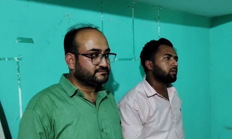 इलाज के नाम पर ठगी का भंडाफोड़, तखतपुर में दो युवक गिरफ्तार