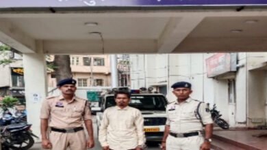 पत्नी की गला घोंटकर हत्या करने वाला फरार पति गिरफ्तार