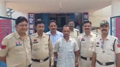 टीवीएस पावर एक्सल में गांजा तस्करी करते आरोपी गिरफ्तार, 6 लाख से ज्यादा का गांजा बरामद