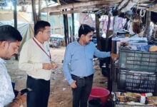 खैरागढ़ में खाद्य सुरक्षा विभाग की बड़ी कार्रवाई, केमिकल से फल पकाने वाले प्रतिष्ठान पर छापा खैरागढ़ में खाद्य सुरक्षा विभाग की बड़ी कार्रवाई, केमिकल से फल पकाने वाले प्रतिष्ठान पर छापा
