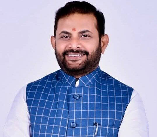 अपनी डगमगाती कुर्सी बचाने के लिए महंत ने दिया अभद्र बयान : भाजपा अपनी डगमगाती कुर्सी बचाने के लिए महंत ने दिया अभद्र बयान : भाजपा