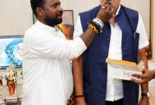 बृजमोहन को जिला आईटी सेल सह प्रभारी सदाशिव सोनी ने जन्मदिन पर दी शुभकामनाए