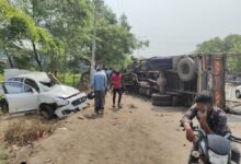 कार- मेटाडोर में भिड़ंत एक युवक की मौत, तीन गंभीर