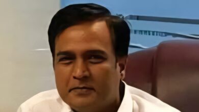 जहां-जहां कांग्रेस की सरकार होती है, वहां वहां कांग्रेसी फेंके सिक्के बीनने पहुंच जाते हैं – नलिनीश