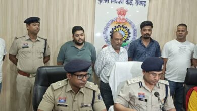 ऑनलाइन क्रिकेट सट्टा, तीन आरोपी से एक करोड़ से ज्यादा नकद जब्त