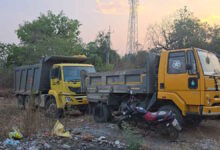 कलेक्टर कार्यालय से 500 मीटर दूर मिट्टी और मुरुम का अवैध खनन