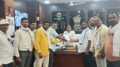 कांग्रेस ने मर्दापाल धान खरीदी केंद्रों में घोटाले का लगाया आरोप, सौंपा ज्ञापन
