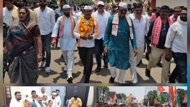 निगम उपचुनाव के लिए कांग्रेस पार्षद प्रत्याशी ने किया नामांकन दाखिल