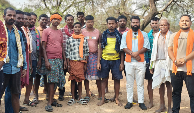 टाकरागुड़ा में ईसाई मतांतरित के शव का कफन-दफन पर ग्रामीणाें में आक्रोश