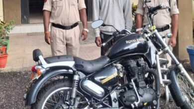 रायल इनफील्ड बुलेट चोरी करने वाला गिरफ्तार रायल इनफील्ड बुलेट चोरी करने वाला गिरफ्तार