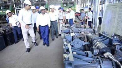 महाप्रबंधक तरुण प्रकाश ने किया इलेक्ट्रिक लोको शेड, बिलासपुर का निरीक्षण