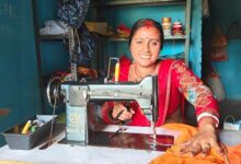 सुई-धागे से बदली तकदीर, विशाखा मंडल बनीं आत्मनिर्भरता की मिसाल
