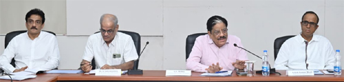 छत्तीसगढ़ को 2047 तक विकसित राज्यों की अग्रिम पंक्ति में लाना हमारा लक्ष्य : मिश्रा छत्तीसगढ़ को 2047 तक विकसित राज्यों की अग्रिम पंक्ति में लाना हमारा लक्ष्य : मिश्रा