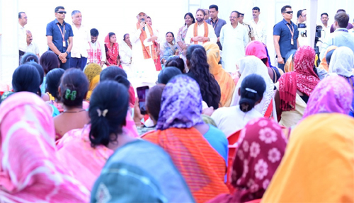 मुख्यमंत्री की घोषणा पर त्वरित अमल, ग्रामीणों की मांगों पर पंचायत, पीडीएस भवन और मुक्तिधाम निर्माण को मिली मंजूरी