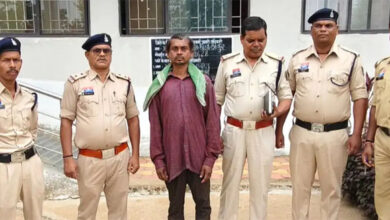 शराब के नशे में मां की हत्या का आरोपी गिरफ्तार