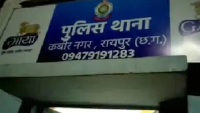 सोनडोंगरी में चोरी का पेट्रोल-डीजल बेचने-खरीदने वाले गिरफ्तार, 35.45 लाख का माल जब्त सोनडोंगरी में चोरी का पेट्रोल-डीजल बेचने-खरीदने वाले गिरफ्तार, 35.45 लाख का माल जब्त