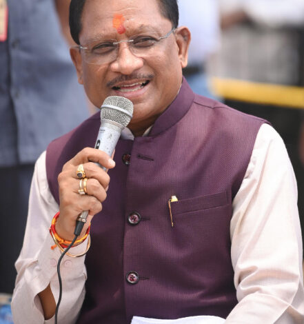 मुख्यमंत्री साय ने बच्चों से मन लगाकर पढ़ाई करने का किया आह्वान: शिक्षा को बताया उज्ज्वल भविष्य और सफलता का आधार