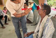 रोशनी लौटाने की मुहिम में छत्तीसगढ़ आगे: 1.63 लाख से अधिक मोतियाबिंद ऑपरेशन से हजारों चेहरों पर लौटी मुस्कान