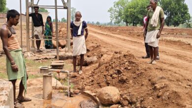 एक मोटर बदली, कई चेहरों पर लौटी मुस्कान, भाटपारा में फिर बहा उम्मीदों का जल