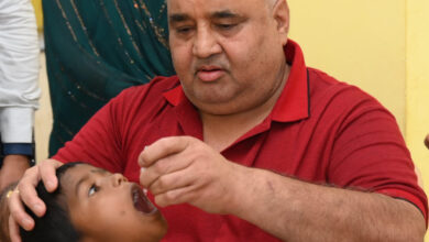 हर बच्चे तक पहुंचे पोलियो की सुरक्षा का कवच, मंत्री अग्रवाल ने पिलाई जीवनरक्षक खुराक