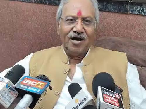 सांसद बृजमोहन ने ली कोर ग्रुप की बैठक, संगठनात्मक मजबूती और सरकार की उपलब्धियों के प्रचार-प्रसार पर जोर सांसद बृजमोहन ने ली कोर ग्रुप की बैठक, संगठनात्मक मजबूती और सरकार की उपलब्धियों के प्रचार-प्रसार पर जोर