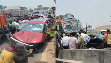 भांठागांव फ्लाईओवर पर ट्रक और कार में जोरदार टक्कर, कोई हताहत नहीं भांठागांव फ्लाईओवर पर ट्रक और कार में जोरदार टक्कर, कोई हताहत नहीं